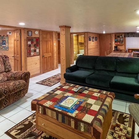 3 Bed 2 Bath Vacation Home In Брайсън Сити Екстериор снимка