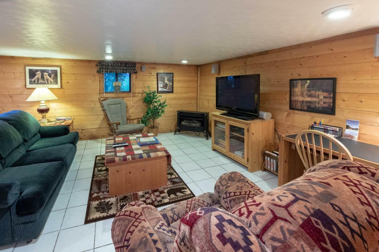 3 Bed 2 Bath Vacation Home In Брайсън Сити Екстериор снимка