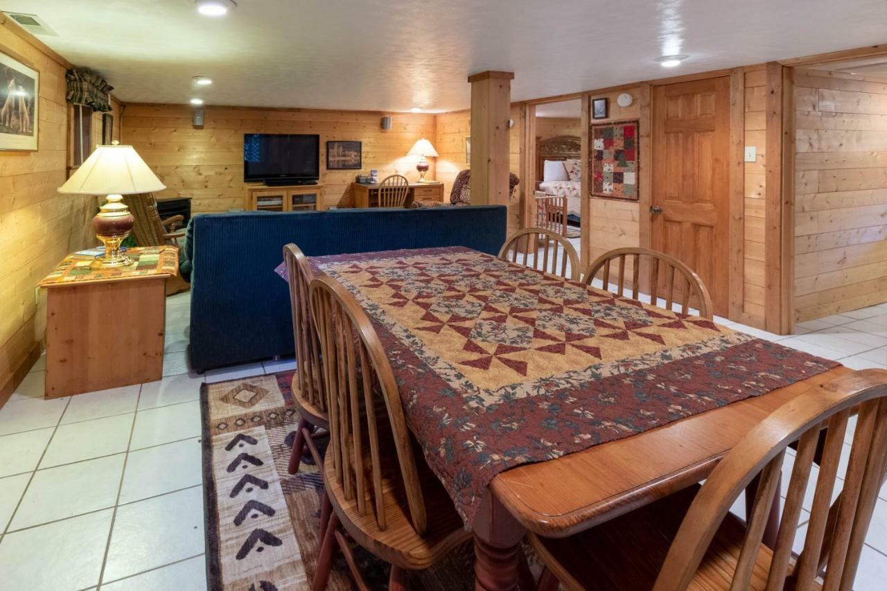 3 Bed 2 Bath Vacation Home In Брайсън Сити Екстериор снимка